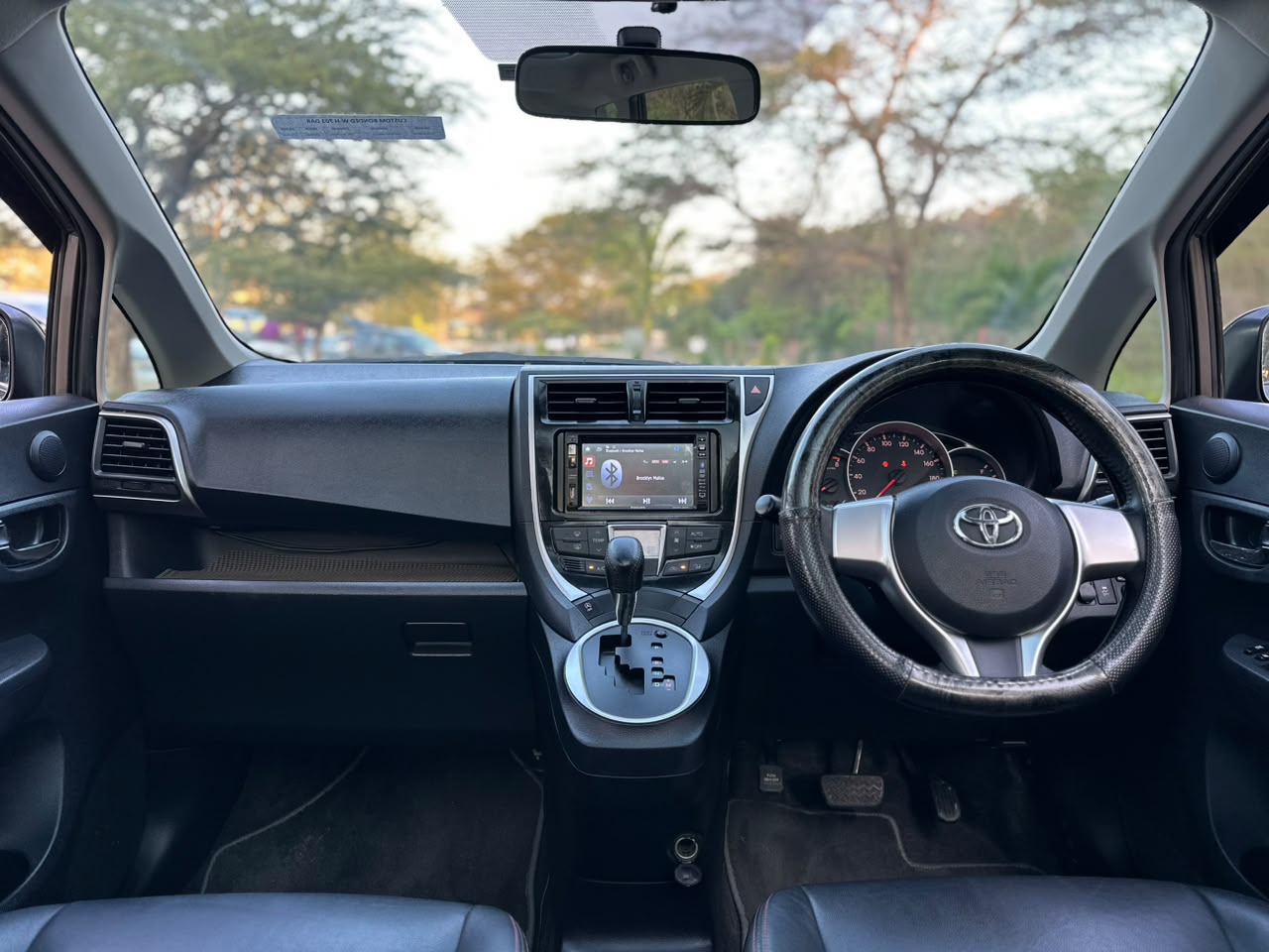 TOYOTA RACTIS thumbnail 8